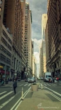 Una via di New York, destiazione di documenti partiti dall'Italia